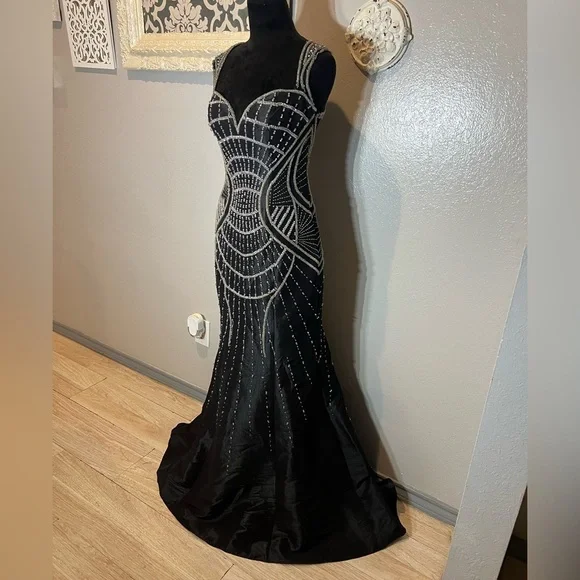 Rachel Allan Black Evening Gown - Picture 2 of 13